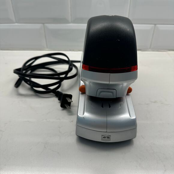 Swingline Optima 45 Electric Stapler 45 Sheet Capacity Silver - Picture 4 of 8